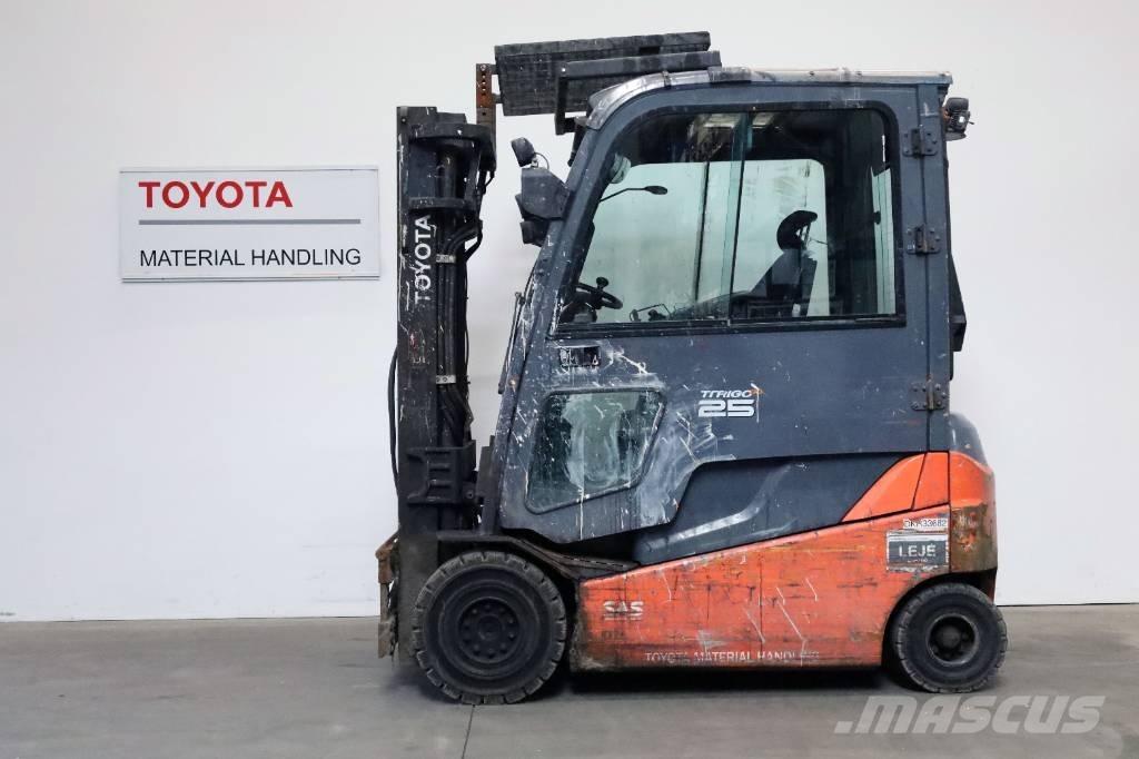 Toyota 8 FBMT 25 El gaffeltrucks