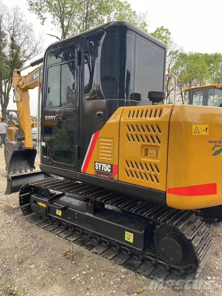 Sany SY75C Midi-gravemaskiner 7t - 12t