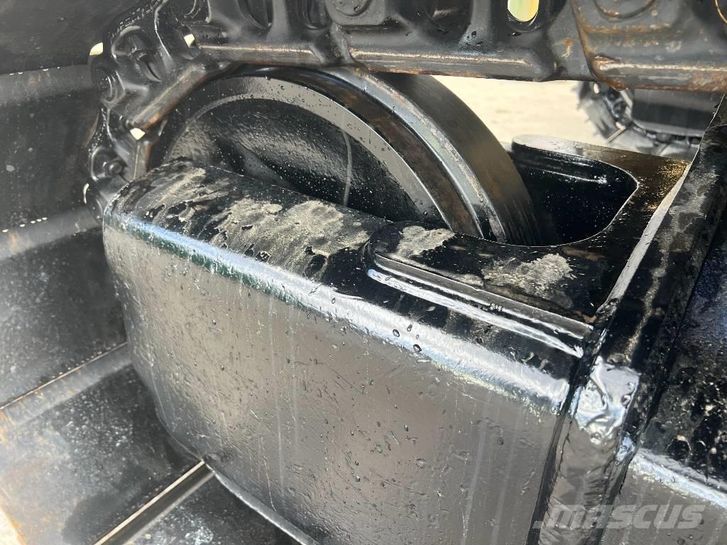 CAT 326 F L Gravemaskiner på larvebånd