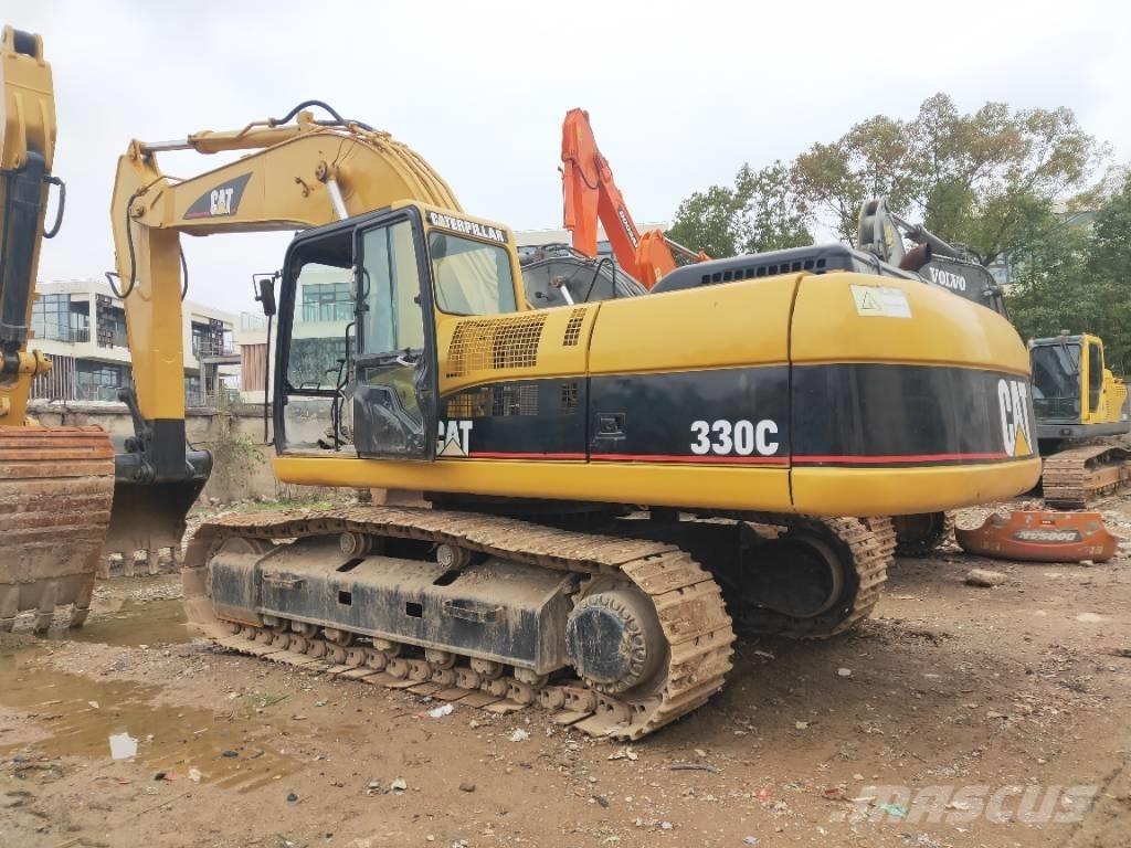 CAT 330C Gravemaskiner på larvebånd