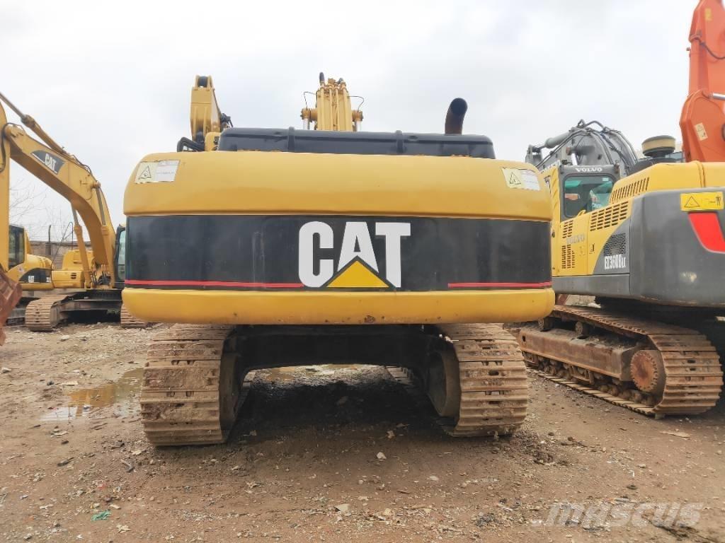 CAT 330C Gravemaskiner på larvebånd