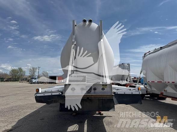Heil  Semi-trailer med Tank