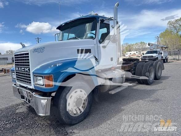 Mack CH613 Trækkere