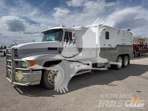 Mack CH613 Entreprenør - Andet