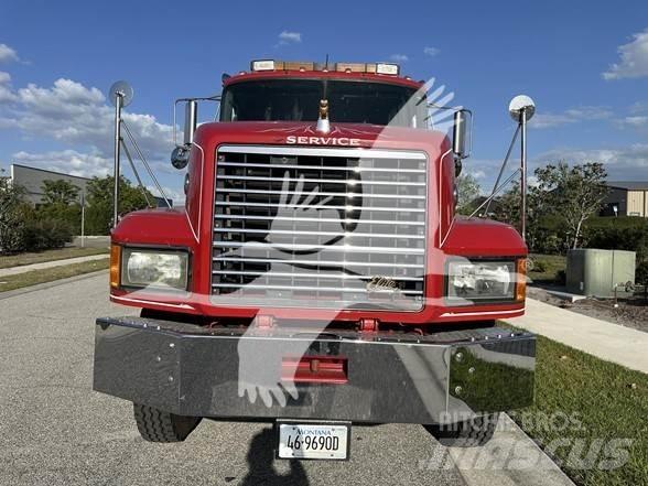 Mack CL753 Trækkere