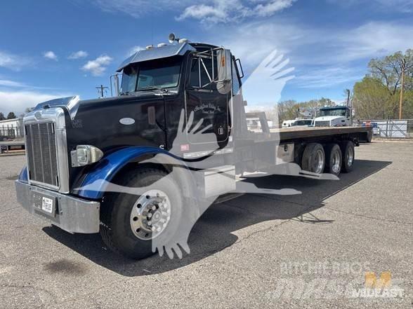 Peterbilt 357 Lastbil med lad/Flatbed