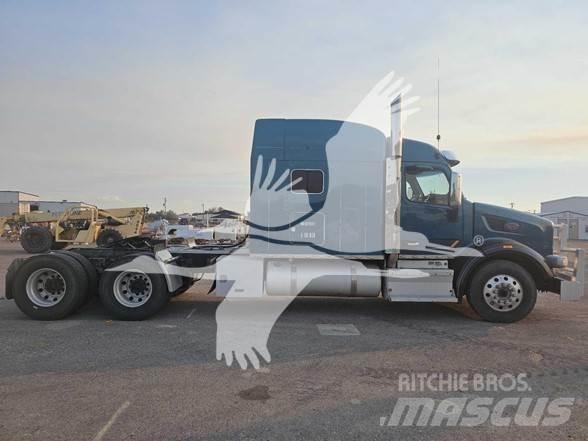Peterbilt 567 Trækkere