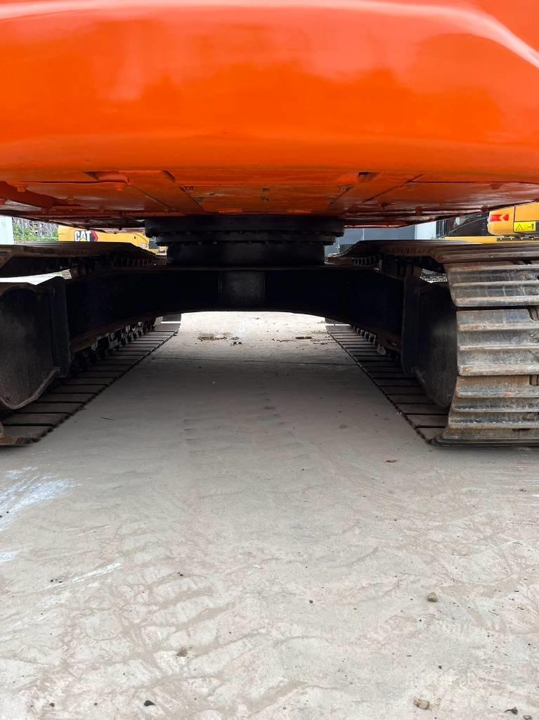 Doosan DX 140 LC Gravemaskiner på larvebånd