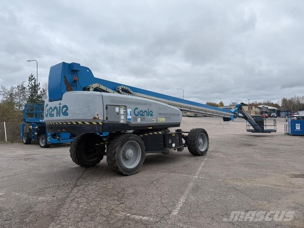 Genie SX 135 XC Bomlifte med knækarm