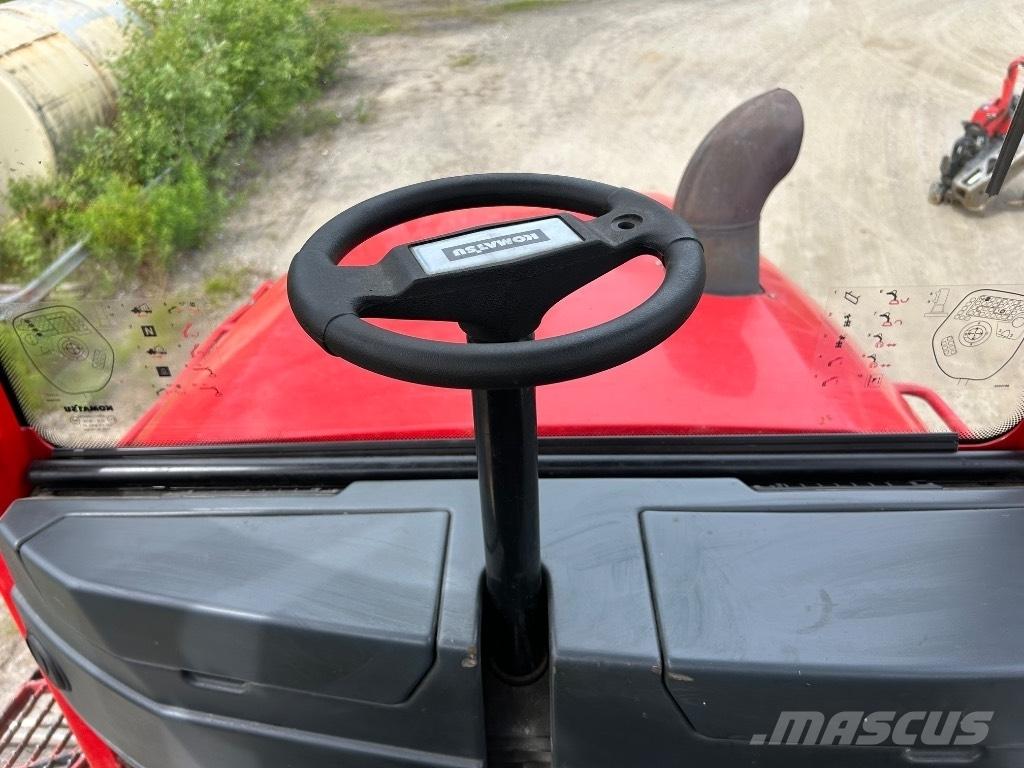 Komatsu 895 Udkørselsmaskiner