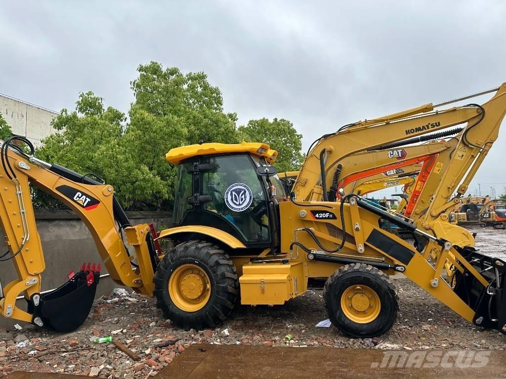 CAT 420 F Rendegravere