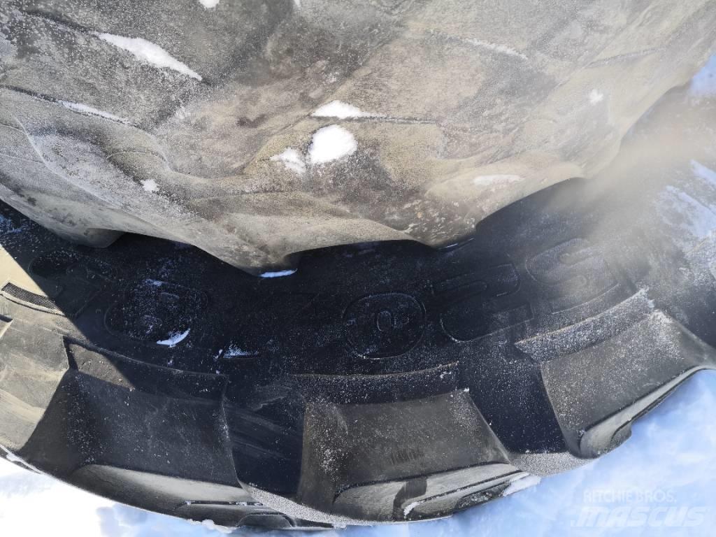 Pirelli 420/85R28 Hjul, Dæk og Fælge