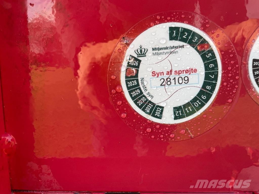 Hardi 12m LY 1000 Liftsprøjter