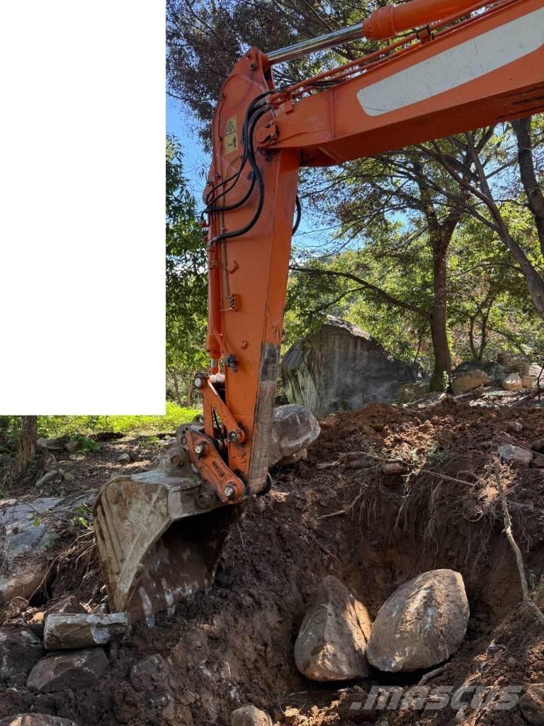 Doosan DX 220 LCA Gravemaskiner på larvebånd