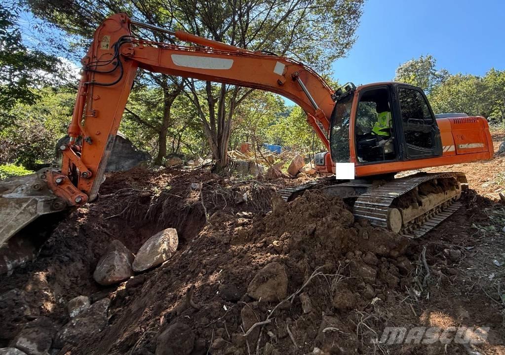 Doosan DX 220 LCA Gravemaskiner på larvebånd