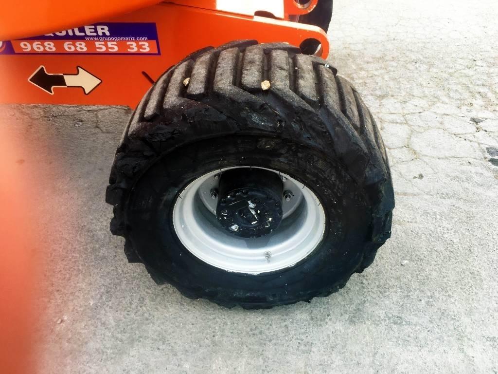 JLG 450 AJ II Bomlifte med knækarm
