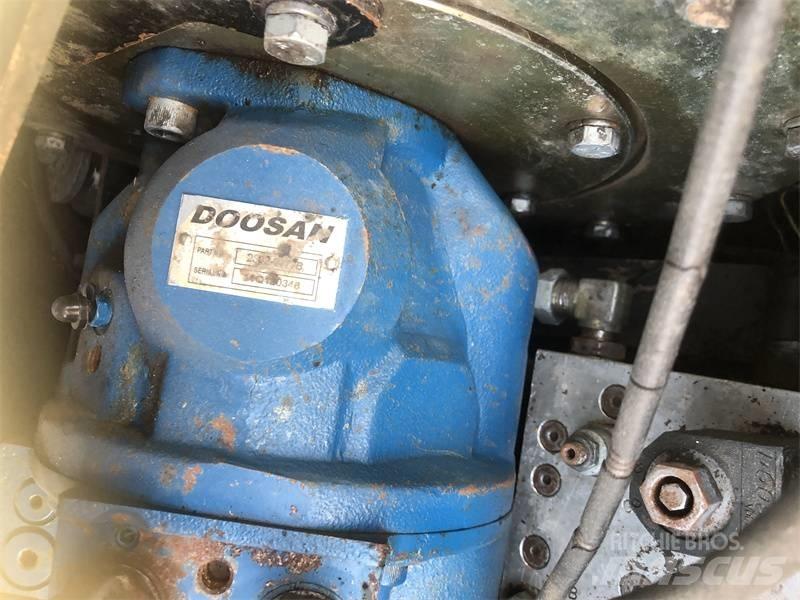 Doosan DX60 Gravemaskiner på larvebånd