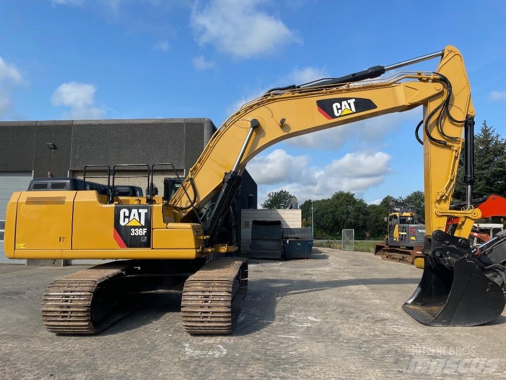CAT 336F Gravemaskiner på larvebånd