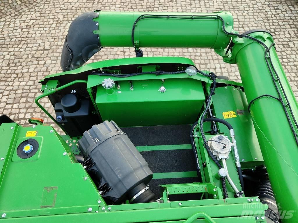 John Deere S 690 i Mejetærskere