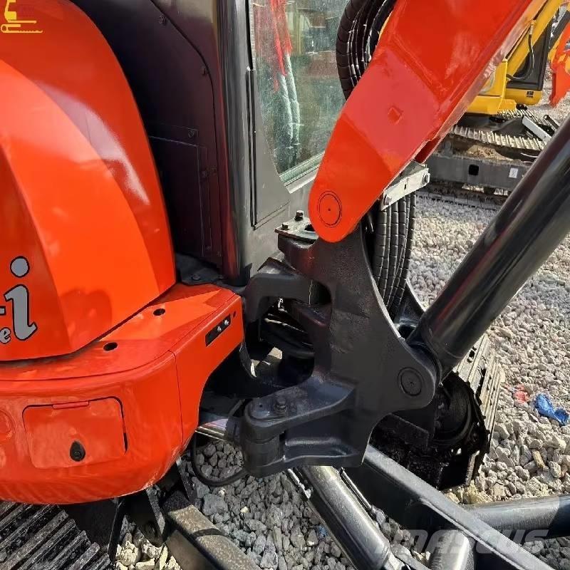 Kubota 163 Gravemaskiner på larvebånd