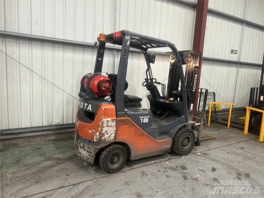 Toyota 02-8FGF18 LPG gaffeltrucks