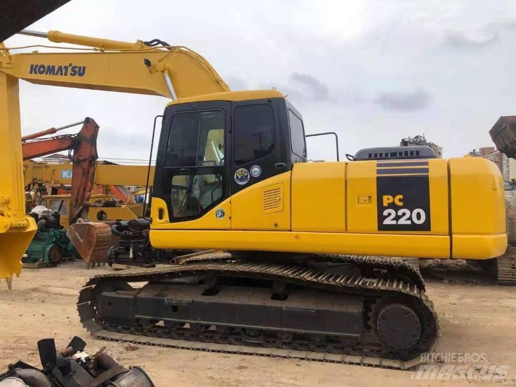Komatsu PC 220-7 Gravemaskiner på larvebånd