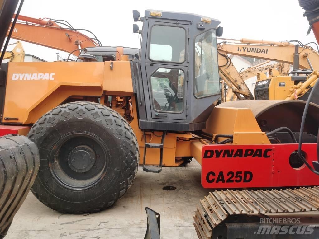 Dynapac CA 25 D Enkelt tromle