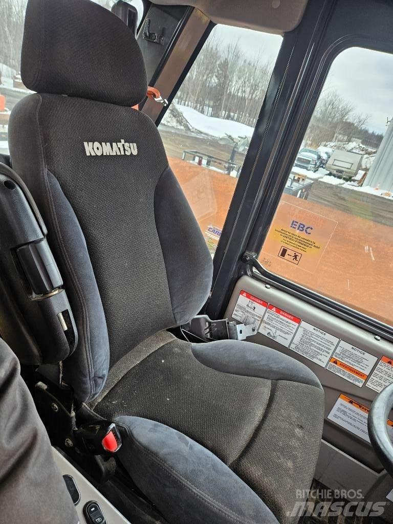 Komatsu HD465-8 Dumpere