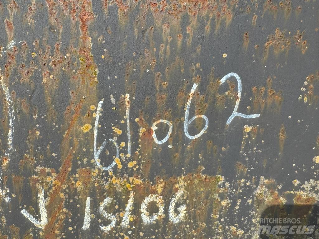  used Bucket Skovle