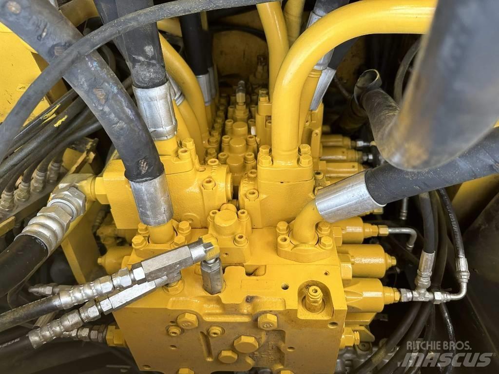 Komatsu PC400-7 Gravemaskiner på larvebånd