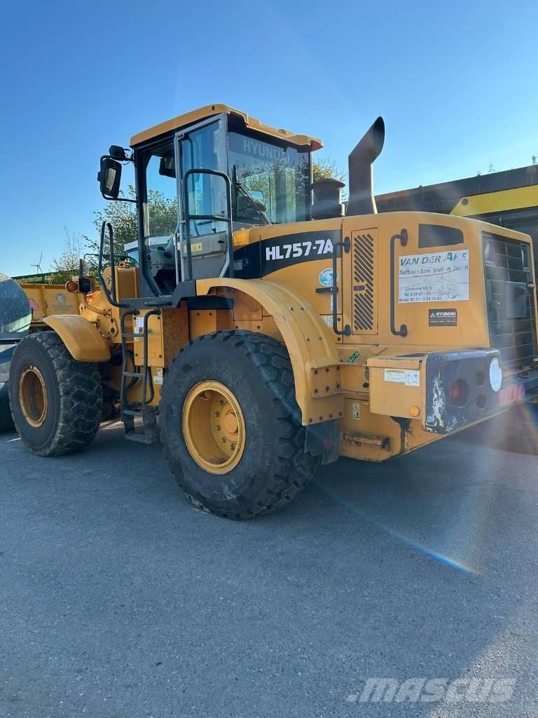 Hyundai HL 757-7 A Læssemaskiner på hjul
