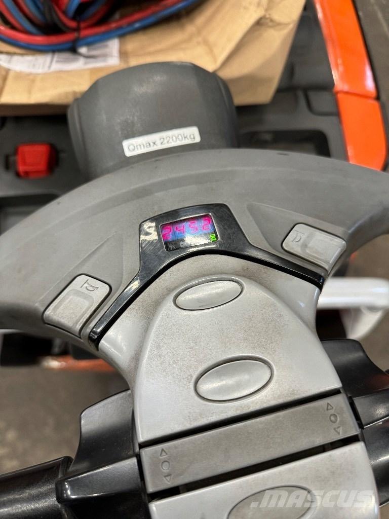 Toyota LPE220 El-palleløftere med platform