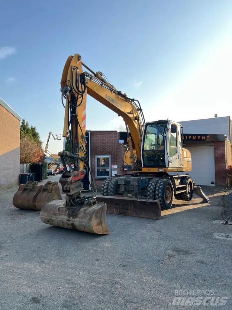 Liebherr A314 Gravemaskiner på hjul