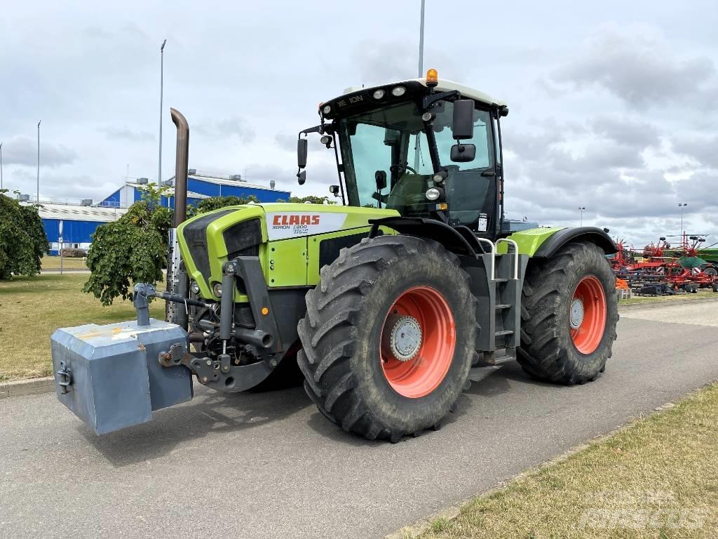 CLAAS Xerion 3800 Traktorer