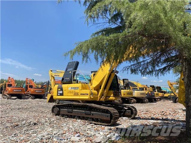 Komatsu PC 240-8 Gravemaskiner på larvebånd