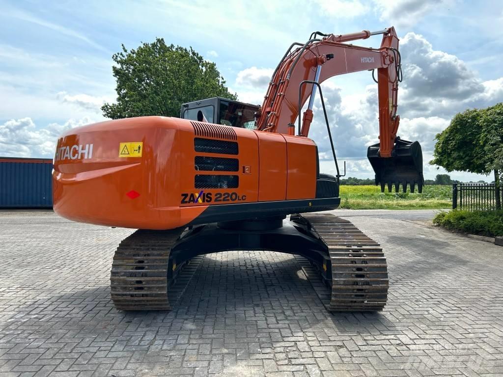 Hitachi ZX 220 LC Gravemaskiner på larvebånd