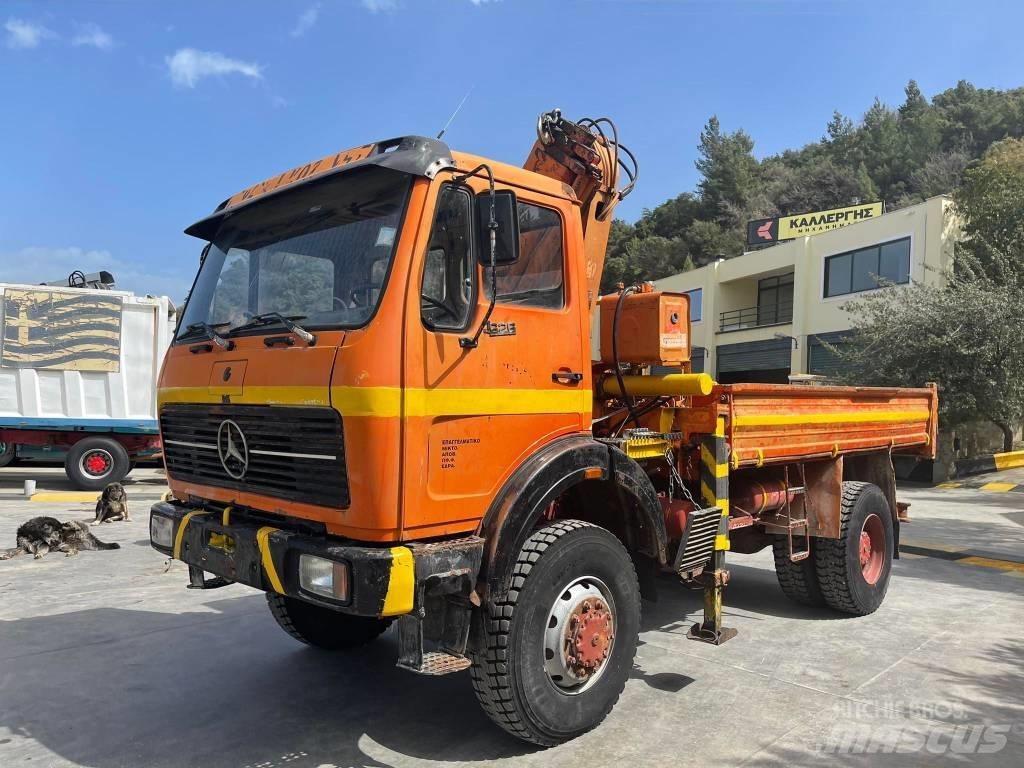 Mercedes-Benz 1626K Lastbil med kran