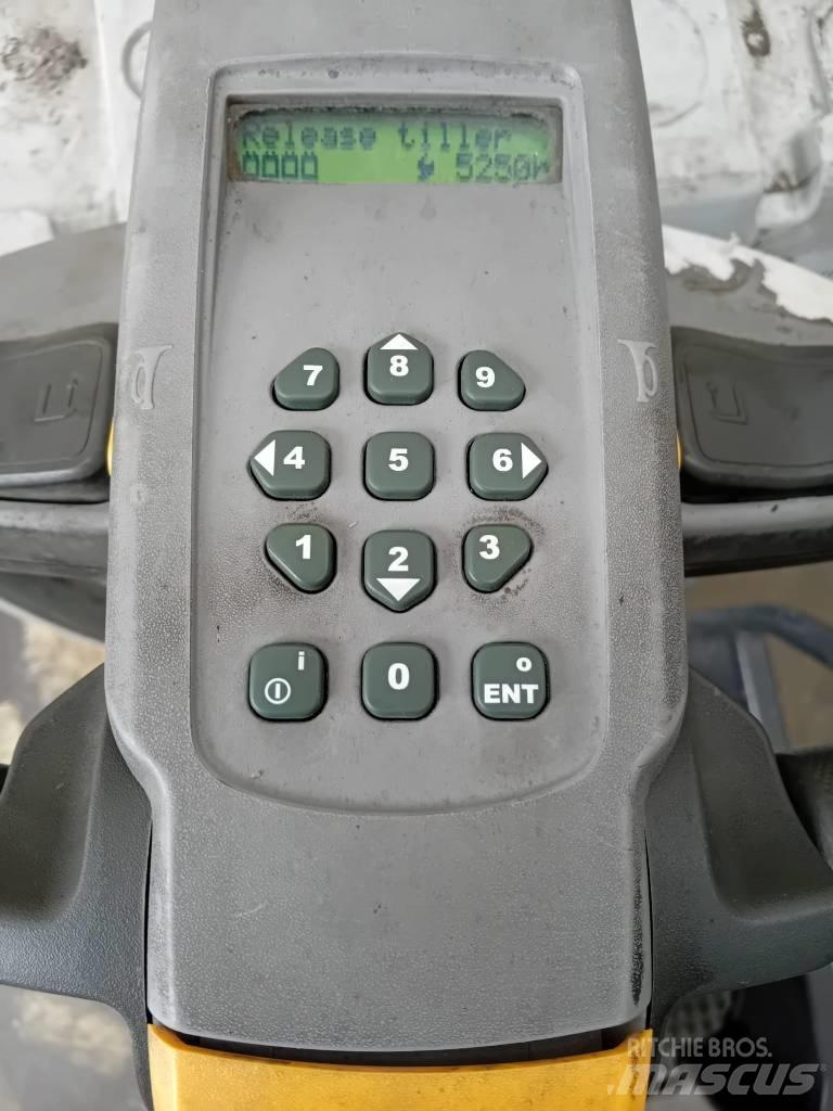 UniCarriers PMR 200F El-palleløftere med platform
