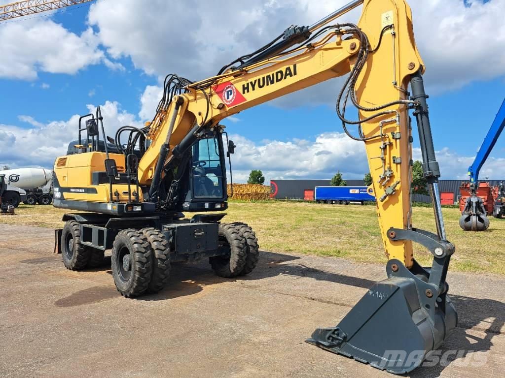 Hyundai HW140 Gravemaskiner på hjul