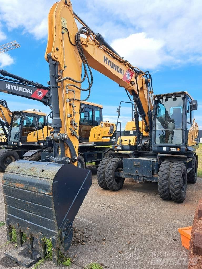 Hyundai HW140 Gravemaskiner på hjul