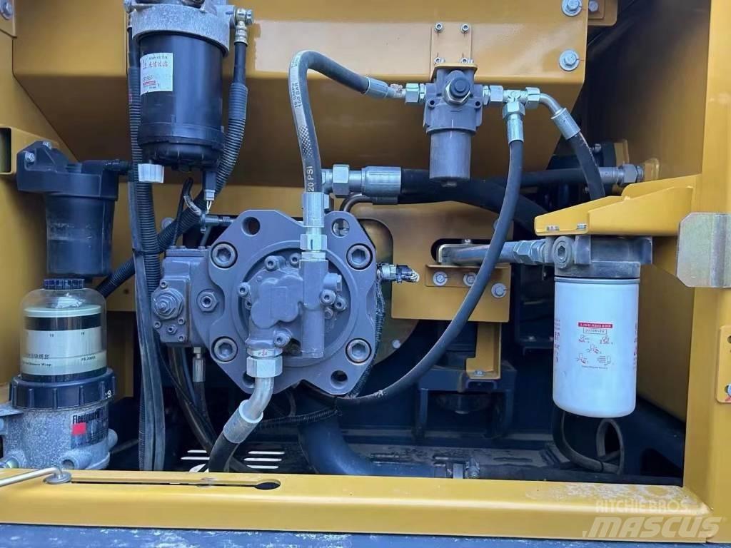 XCMG XE 200 DA Gravemaskiner på larvebånd