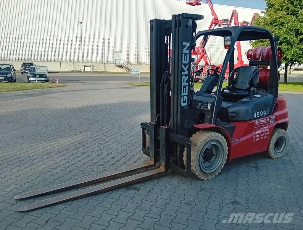 Manitou MI 30 G LPG gaffeltrucks