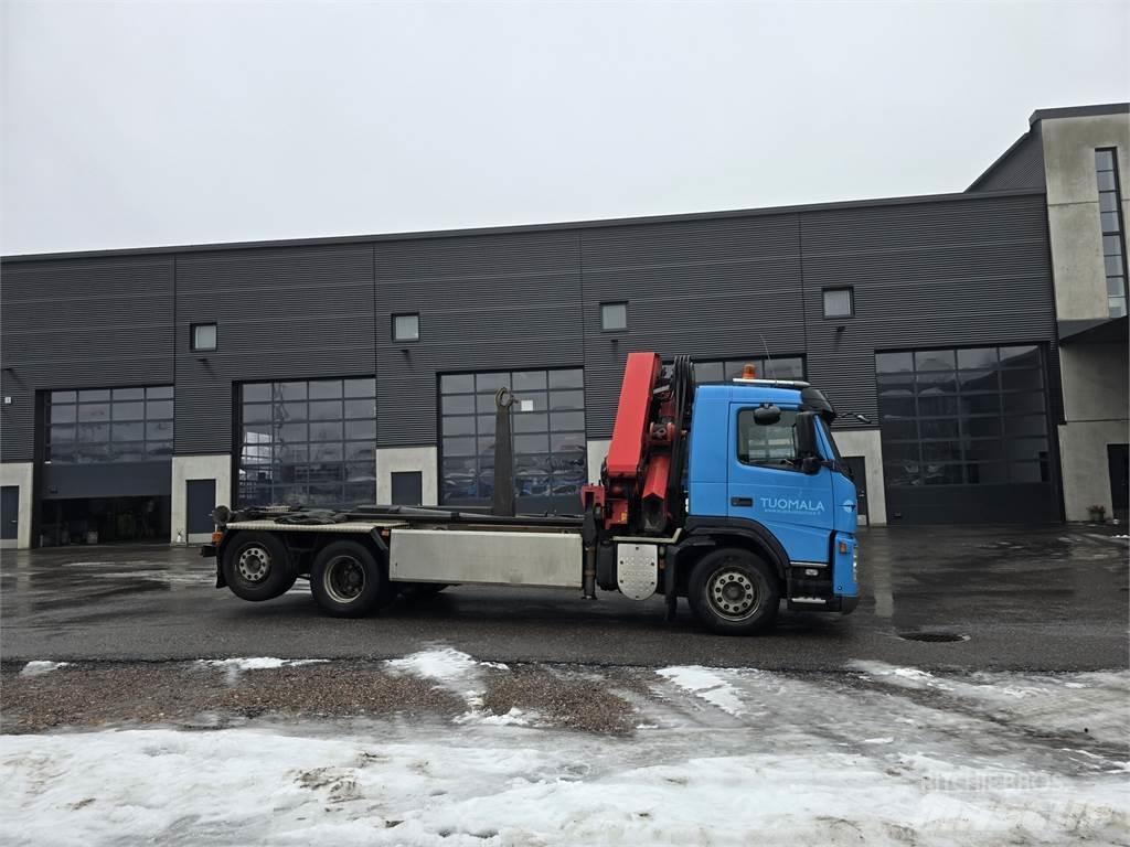 Volvo FM 9 Lastbil med kran