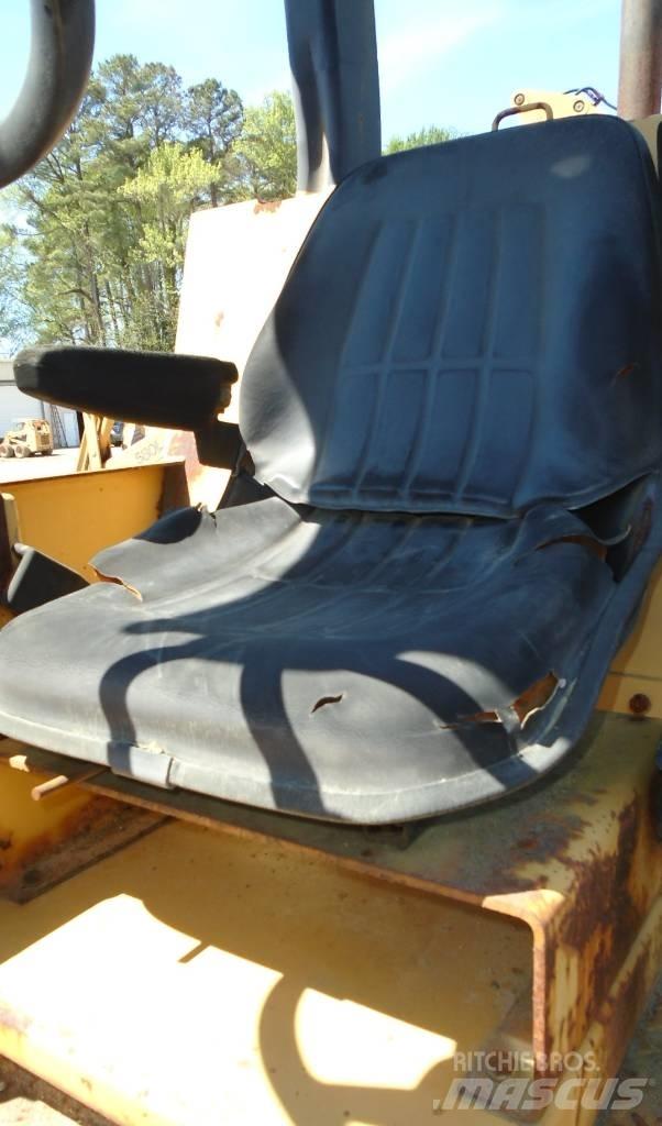 CAT CP 323 C Kombi tromle