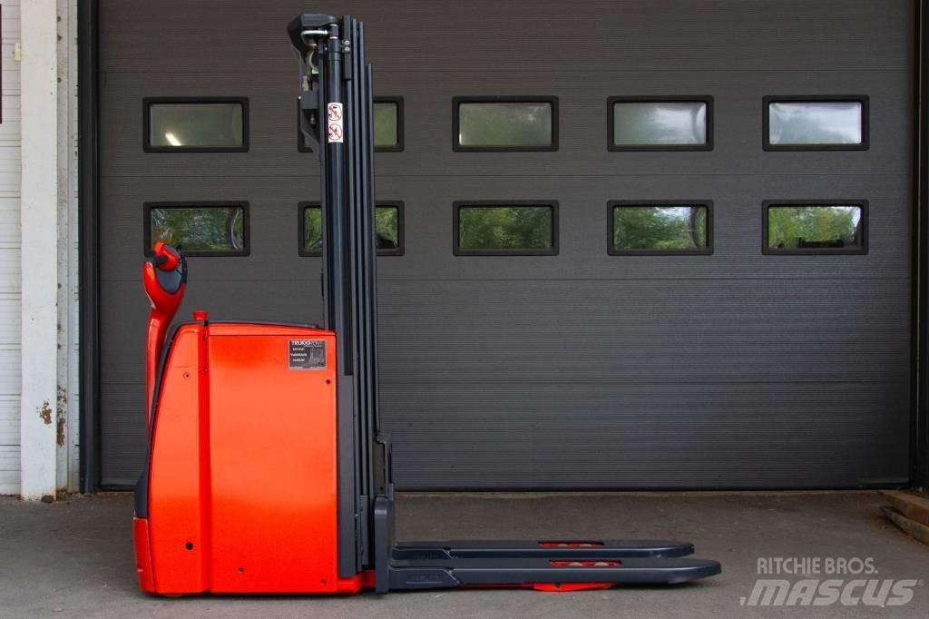 Linde L16 Gaffelstabler med gående fører