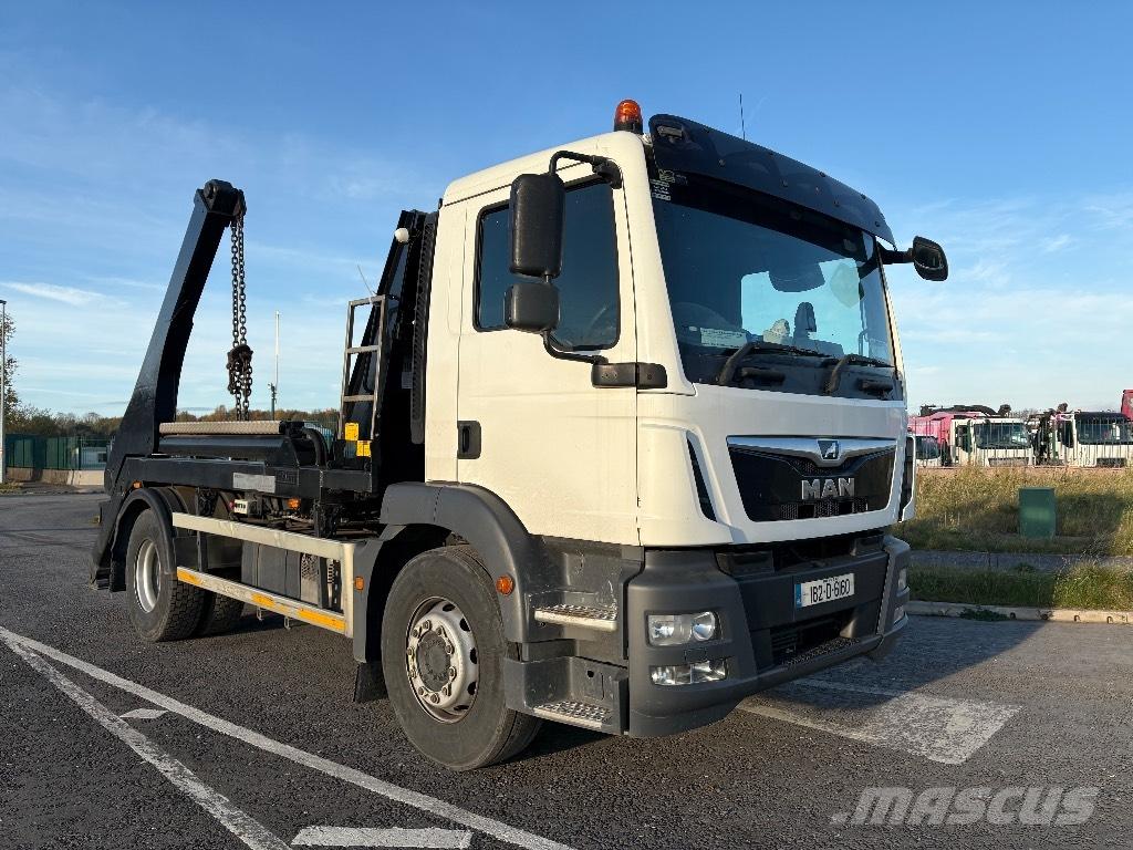 MAN TGM 18.250 Skip loader