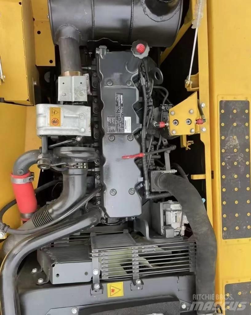Komatsu PC 240 Gravemaskiner på larvebånd