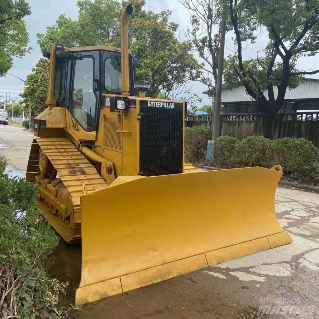 CAT D5M Bulldozer på larvebånd