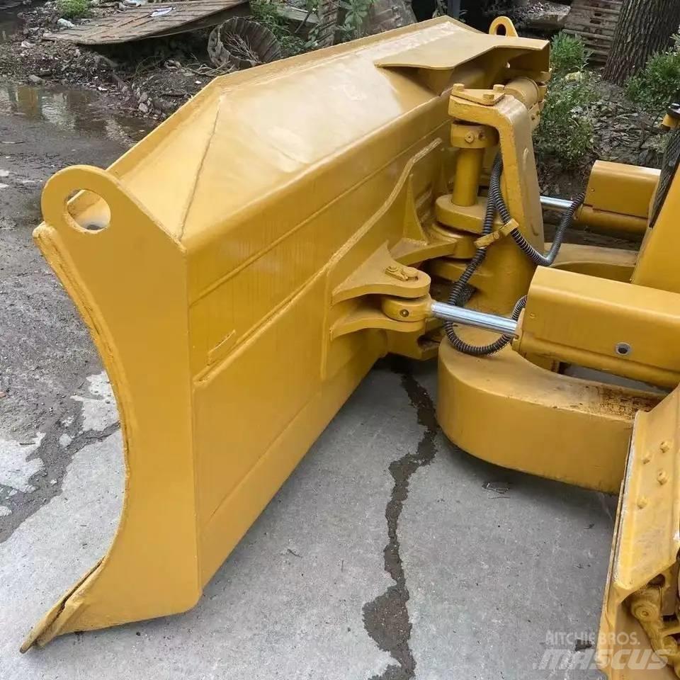 CAT D5M Bulldozer på larvebånd