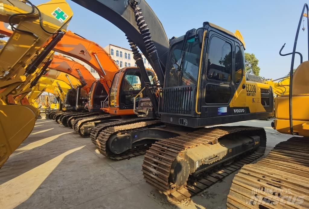 Volvo EC 220 Gravemaskiner på larvebånd